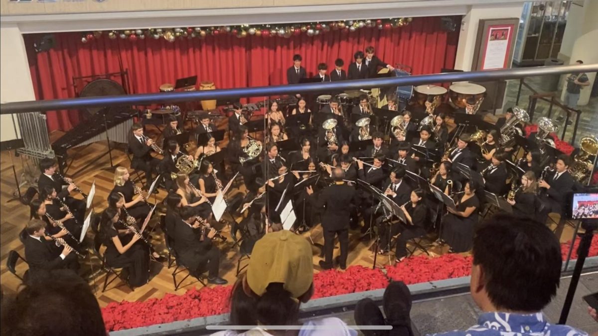 Kaiser High School Band Spreads Holiday Cheer with Festive Concert at Ala Moana